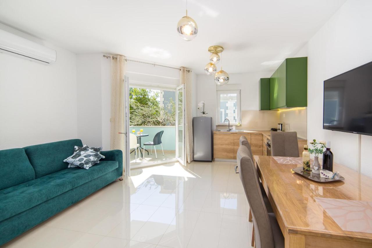 Apartments Zvonik บริสท์ ภายนอก รูปภาพ