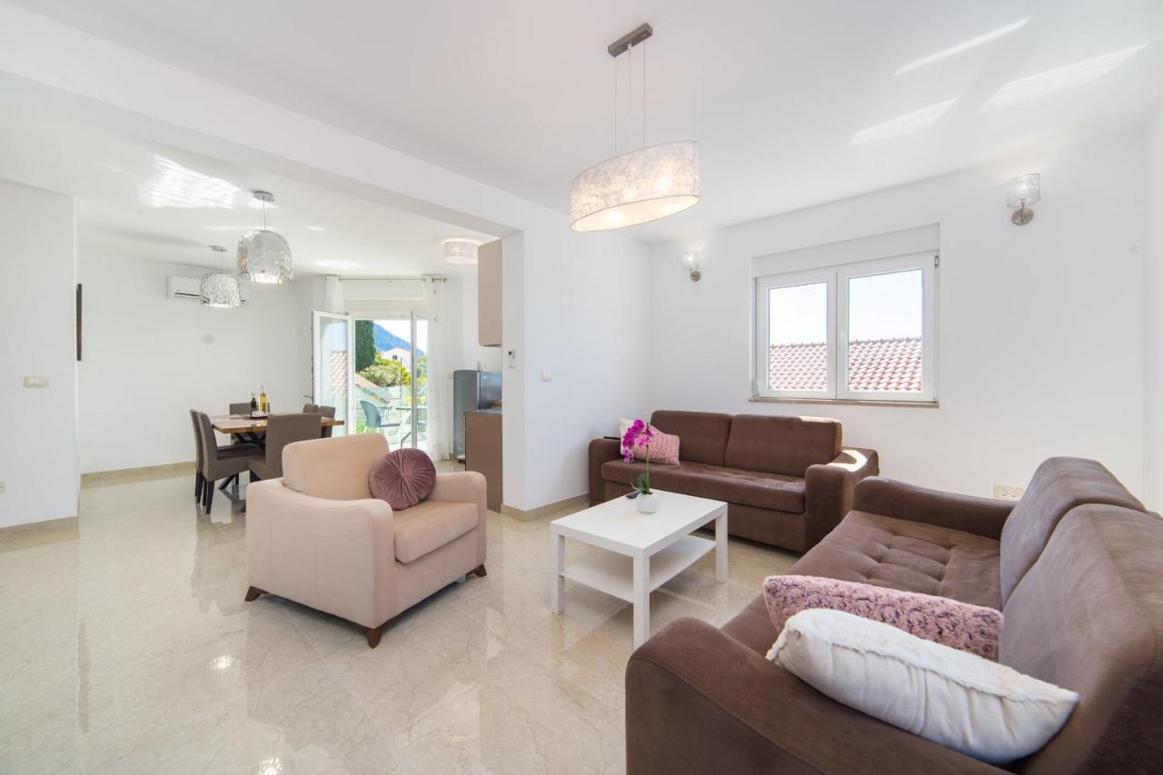 Apartments Zvonik บริสท์ ภายนอก รูปภาพ