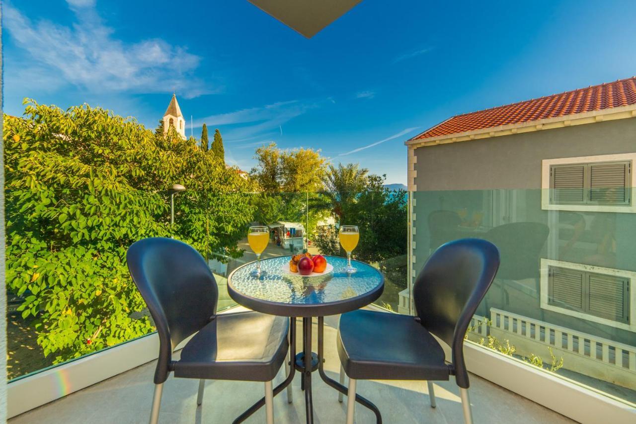 Apartments Zvonik บริสท์ ภายนอก รูปภาพ