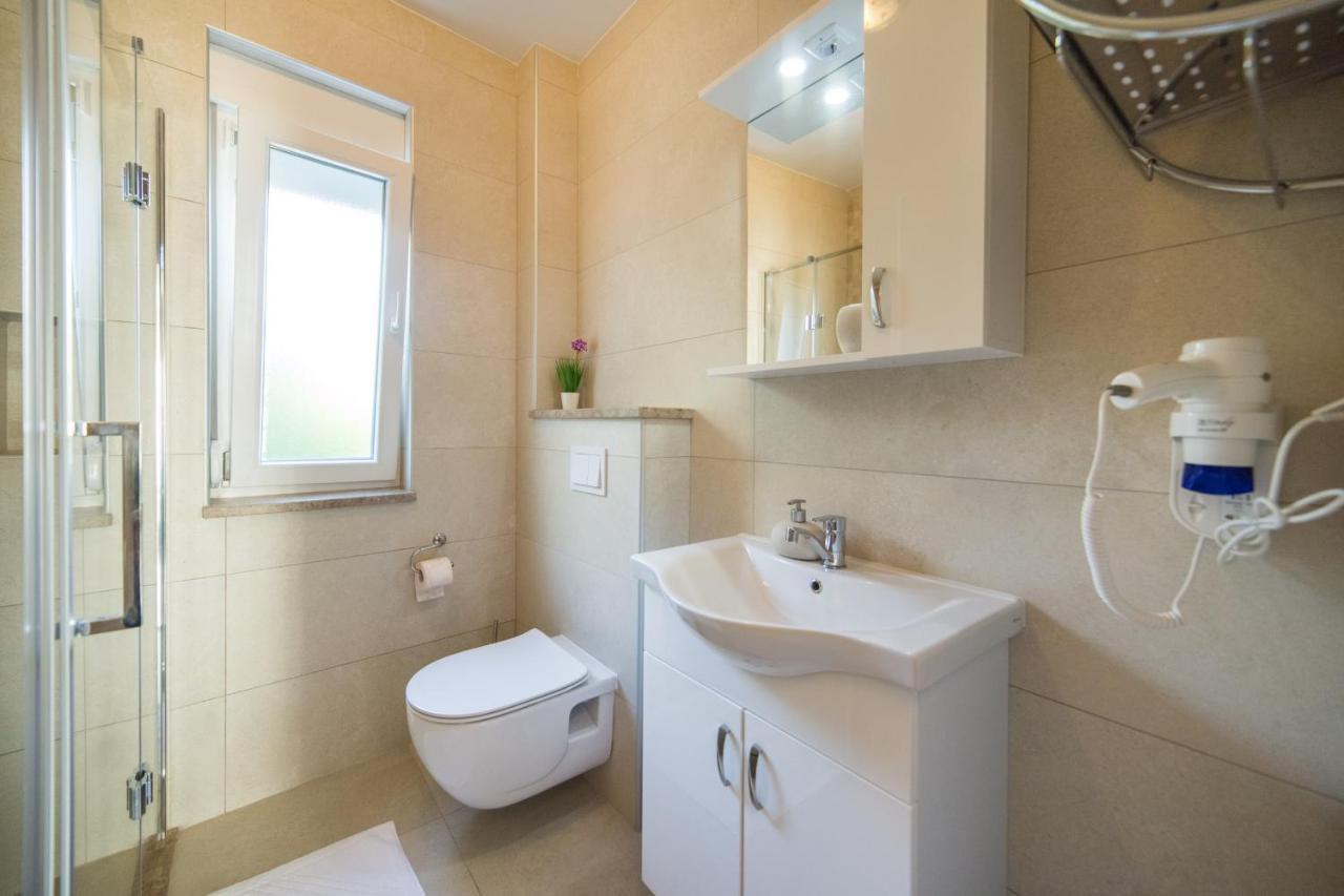 Apartments Zvonik บริสท์ ภายนอก รูปภาพ