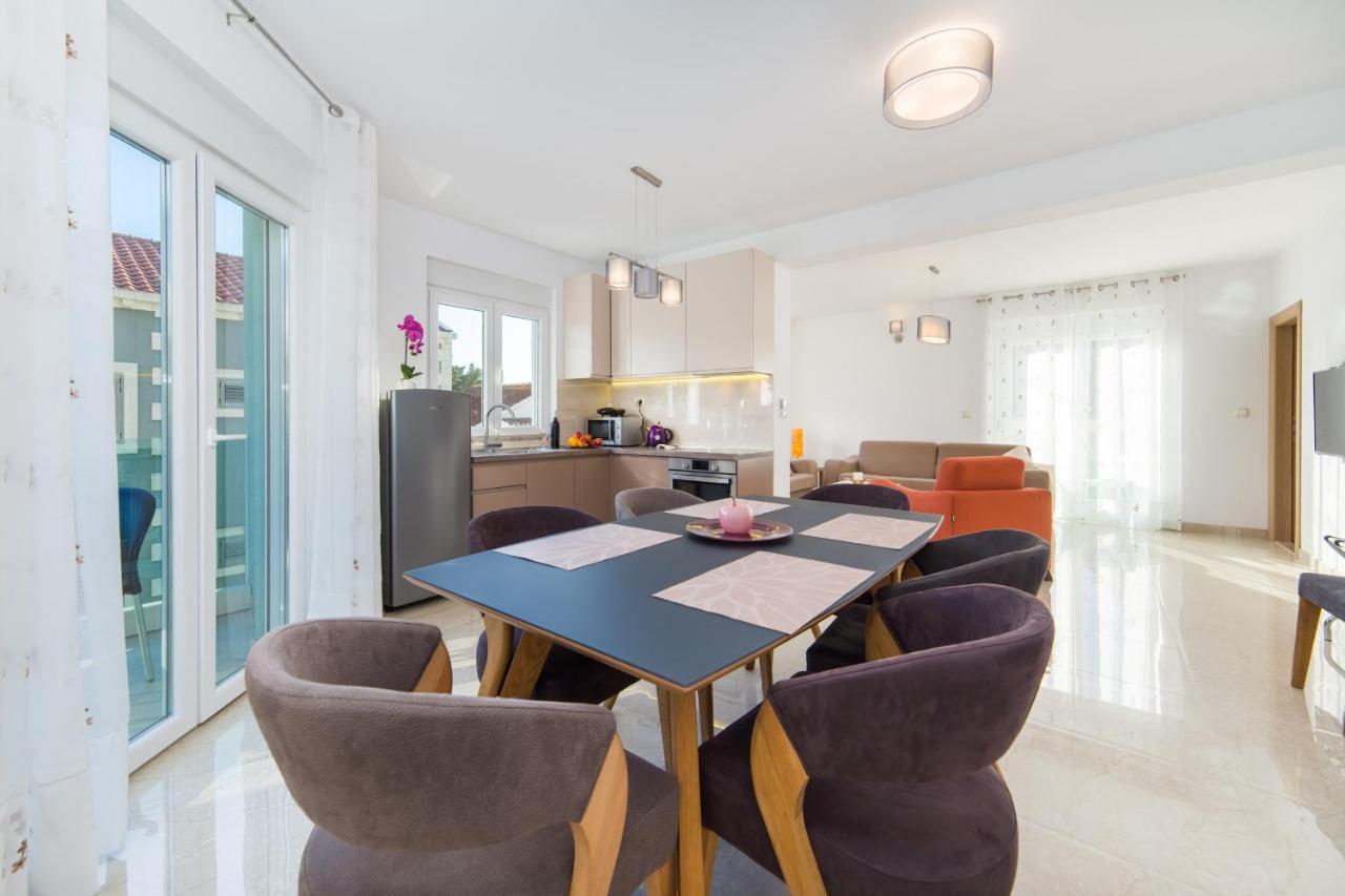 Apartments Zvonik บริสท์ ภายนอก รูปภาพ