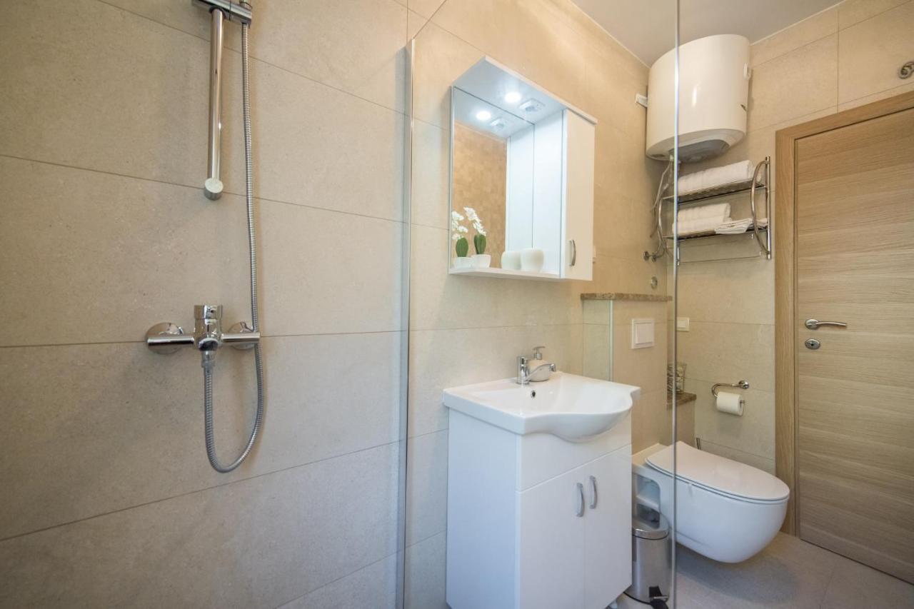 Apartments Zvonik บริสท์ ภายนอก รูปภาพ