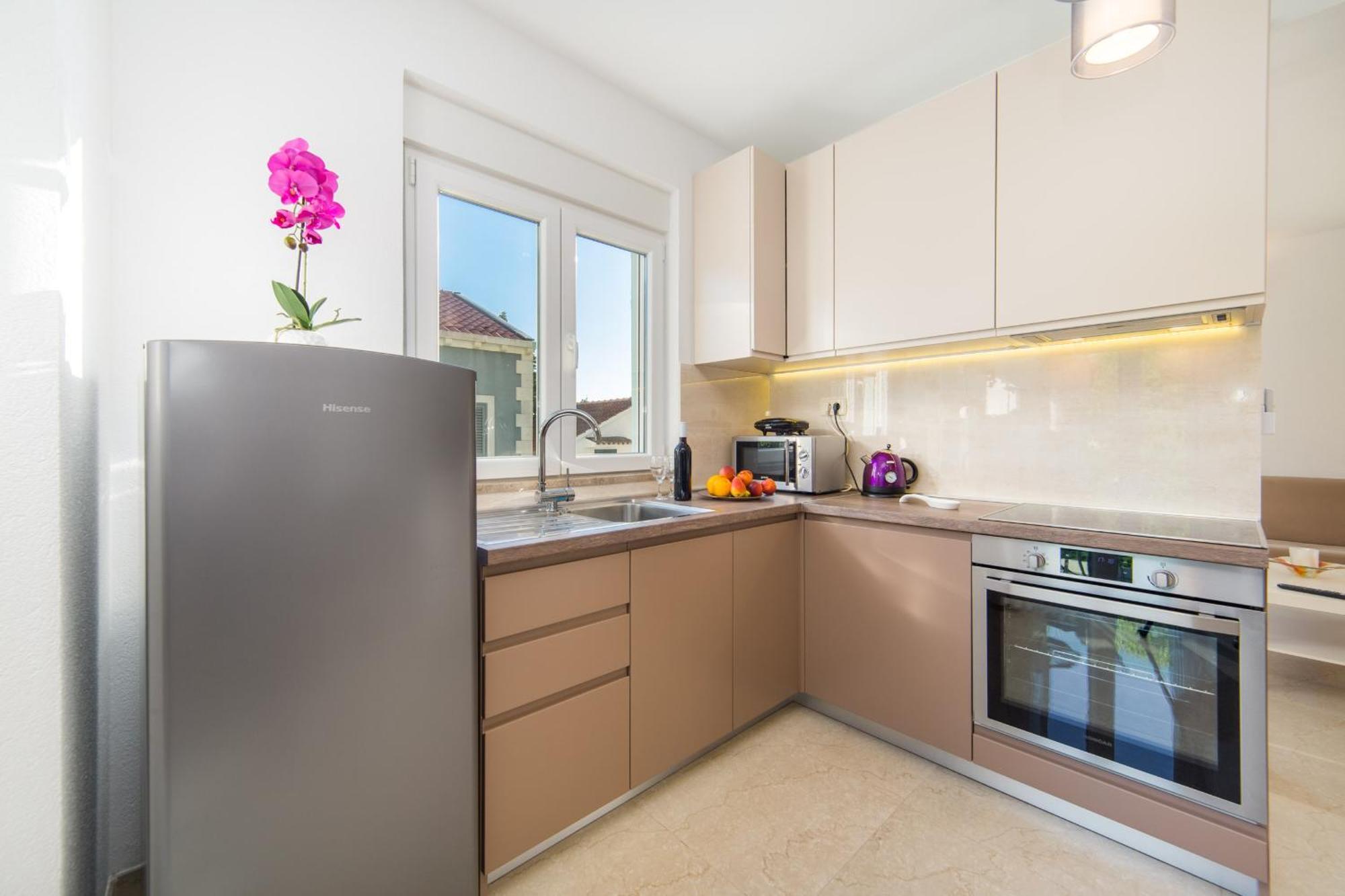 Apartments Zvonik บริสท์ ภายนอก รูปภาพ