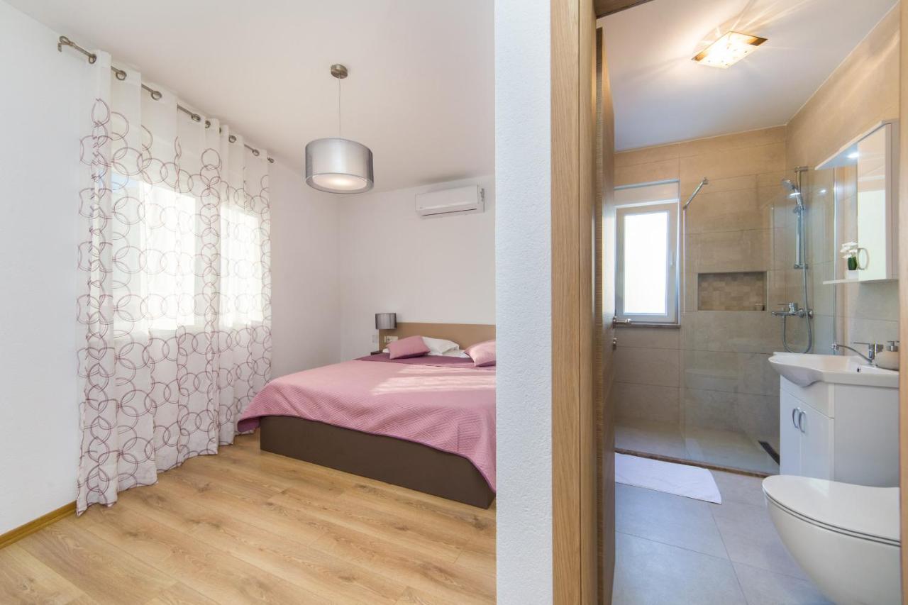Apartments Zvonik บริสท์ ภายนอก รูปภาพ